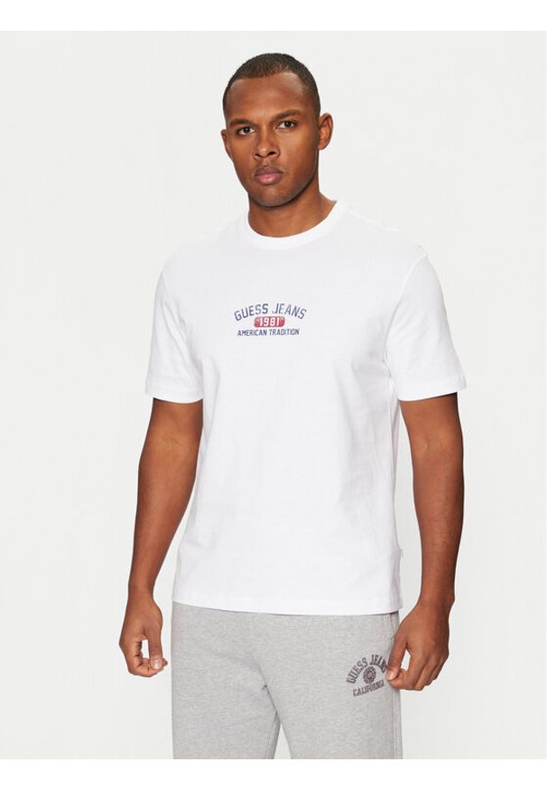 Guess Jeans T-Shirt M5RI77 K8FQ4 Biały Regular Fit. Kolor: biały. Materiał: bawełna