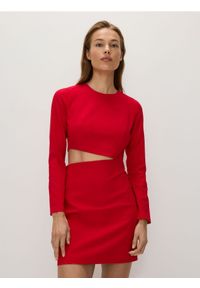 Reserved - Sukienka mini z wycięciem - czerwony. Kolor: czerwony. Materiał: tkanina. Wzór: gładki. Długość: mini