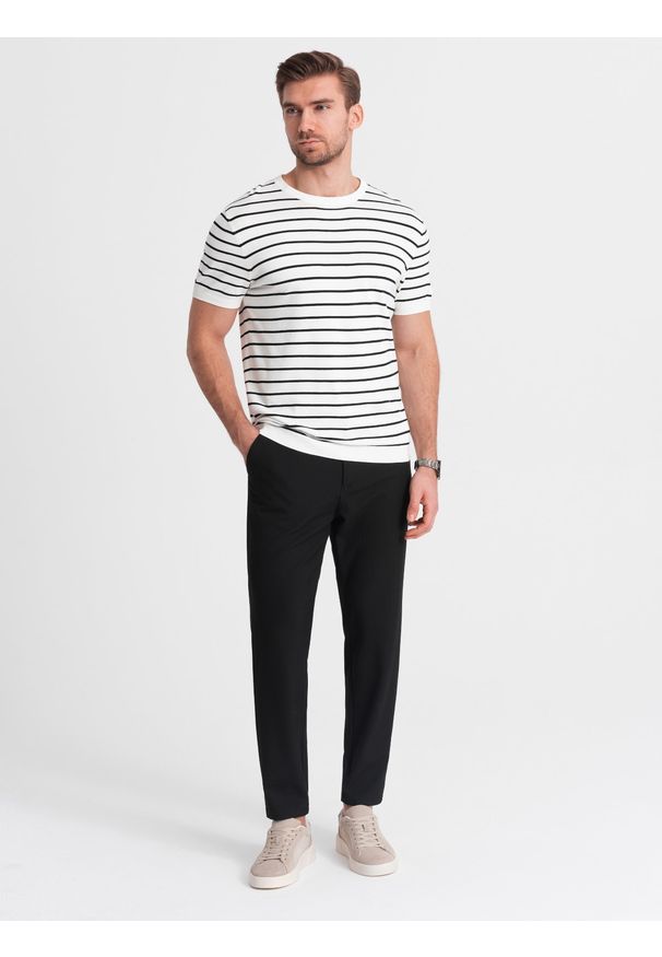 Ombre Clothing - Męskie spodnie chino z gumką w pasie SLIM FIT - czarne V3 - Rozmiar: M. Okazja: na co dzień. Kolor: czarny. Materiał: elastan, wiskoza, poliester. Styl: casual