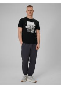 4f - 4F T-shirt regular z nadrukiem męski - czarny XL. Okazja: na co dzień. Kolor: czarny. Materiał: dzianina, bawełna, materiał. Wzór: nadruk. Styl: casual, klasyczny #2