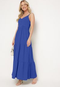 Born2be - Granatowa Sukienka na Regulowanych Ramiączkach z Gumką w Pasie Ebisina. Okazja: na co dzień. Kolor: niebieski. Długość rękawa: na ramiączkach. Sezon: lato. Styl: casual, elegancki #1