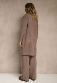 Renee - Brązowy Komplet z Dzianiny z Wełną Długi Kardigan Spodnie i Kamizelka Otizane. Kolekcja: plus size. Kolor: brązowy. Materiał: wełna, dzianina. Wzór: aplikacja #3