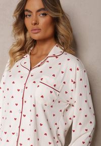 Renee - Biało-Czerwony 2-Częściowy Komplet Piżamowy Koszula w Drobne Serca Spodnie z Długimi Nogawkami Rivasielia. Kolor: biały. Materiał: tkanina. Długość: długie #4