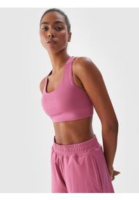4f - 4F Biustonosz treningowy z niskim wsparciem - różowy M. Kolor: różowy. Materiał: dzianina, elastan, włókno, syntetyk, materiał, guma. Rodzaj stanika: wyciągane miseczki. Wzór: gładki, jednolity, ze splotem. Sport: fitness, joga i pilates #1