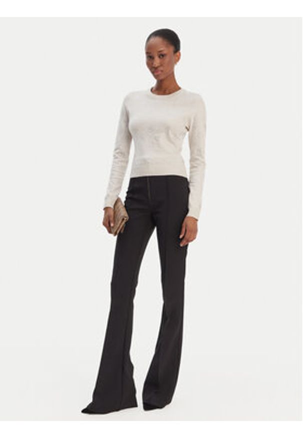 Guess Sweter W6RR66 Z3JD2 Beżowy Regular Fit. Kolor: beżowy. Materiał: syntetyk