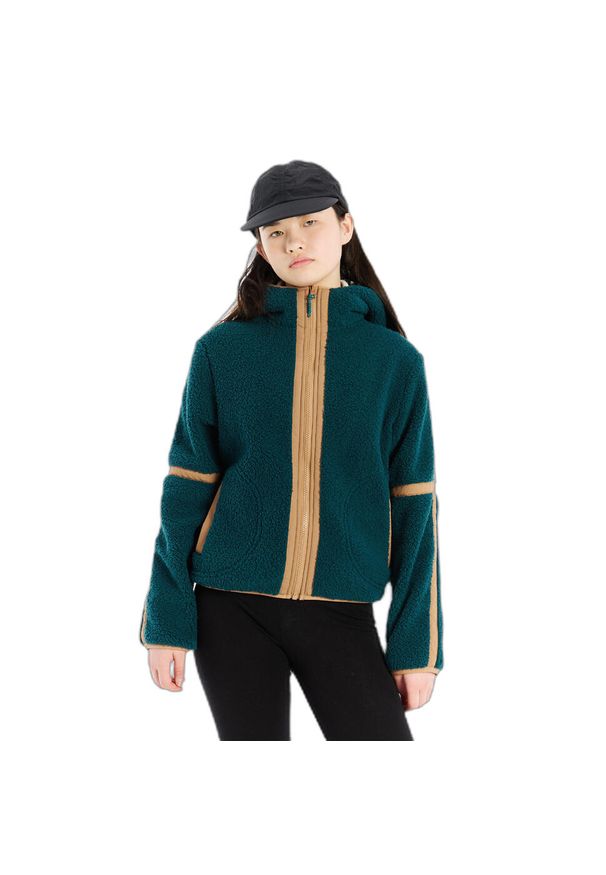 Dziecięca polarowa bluza z kapturem na zamek Protest Jaggy. Typ kołnierza: kaptur. Kolor: niebieski. Materiał: polar. Sezon: zima. Sport: narciarstwo