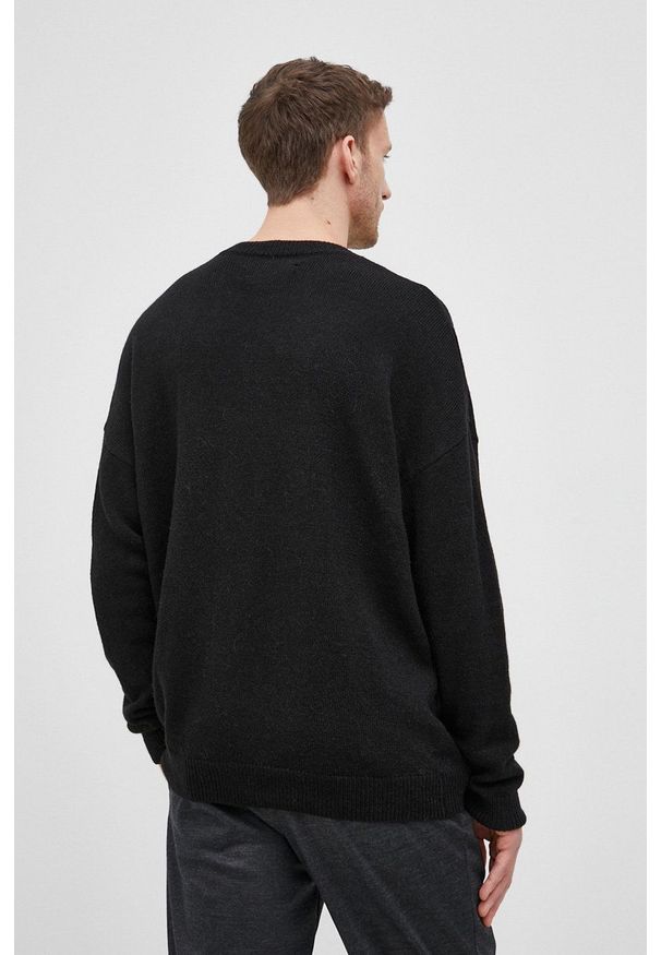 Young Poets Society Sweter z domieszką wełny męski kolor czarny lekki. Kolor: czarny. Materiał: wełna. Długość rękawa: długi rękaw. Długość: długie