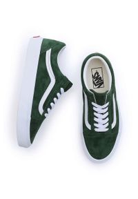 Vans tenisówki zamszowe Old Skool kolor zielony VN0007NTBXU1. Nosek buta: okrągły. Zapięcie: sznurówki. Kolor: zielony. Materiał: zamsz. Szerokość cholewki: normalna. Styl: klasyczny #4