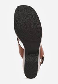 Born2be - Jasnobrązowe Sandały na Koturnie i Platformie Ozdobione Dwoma Paskami Daphnone. Okazja: na co dzień. Zapięcie: pasek. Kolor: brązowy. Materiał: jeans. Wzór: aplikacja. Obcas: na koturnie. Styl: casual, elegancki #9