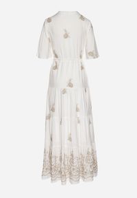Born2be - Biała Wiskozowa Sukienka Boho o Rozkloszowanym Kroju z Haftem i Wiązaniem Lilvanis. Okazja: na co dzień. Typ kołnierza: dekolt w serek. Kolor: biały. Materiał: wiskoza. Długość rękawa: krótki rękaw. Wzór: haft. Styl: boho #5
