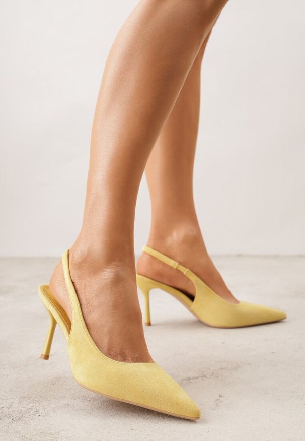 Renee - Żółte Sandały Slingback na Szpilce z Imitacji Zamszu Carilona. Zapięcie: bez zapięcia. Kolor: żółty. Materiał: zamsz. Sezon: lato. Obcas: na szpilce. Wysokość obcasa: średni