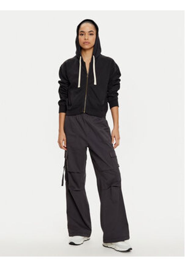 Champion Bluza 117631 Czarny Regular Fit. Kolor: czarny. Materiał: bawełna