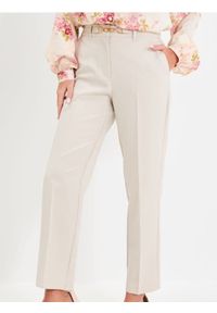 Sinsay - Eleganckie spodnie w kant - kremowy. Kolor: kremowy. Styl: elegancki