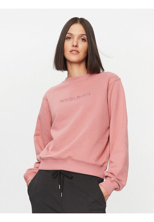 Woolrich Bluza Logo CFWWSW0115FRUT3164 Różowy Relaxed Fit. Kolor: różowy. Materiał: bawełna