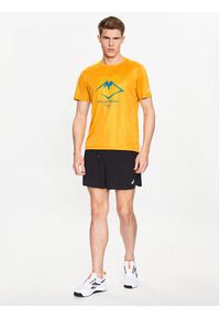Asics T-Shirt ASICS Fujitrail Logo SS Top Tee Żółty Regular Fit. Kolor: żółty #4