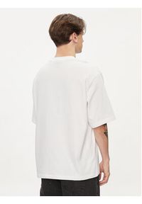 Only & Sons T-Shirt Millenium 22027787 Biały Oversize. Kolor: biały. Materiał: bawełna