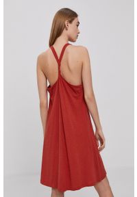 Protest - Sukienka. Kolor: czerwony. Materiał: dzianina. Długość rękawa: na ramiączkach. Wzór: gładki. Typ sukienki: rozkloszowane #4