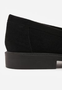 Born2be - Czarne Mokasyny VICES z Wkładką ze Skóry Naturalnej i Metaliczną Aplikacją Nanora. Nosek buta: okrągły. Kolor: czarny. Materiał: skóra. Wzór: aplikacja. Obcas: na obcasie. Styl: klasyczny. Wysokość obcasa: niski #8