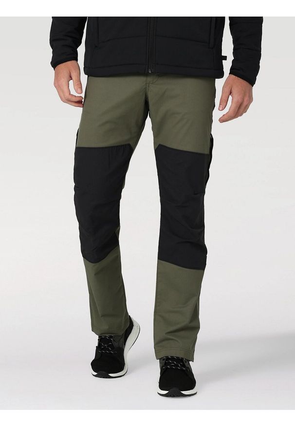 Wrangler - WRANGLER ATG REINFORCED SOFTSHELL PANT MĘSKIE SPODNIE MATERIAŁOWE DUSTY OLIVE WC3TAWX45 112324341. Materiał: materiał, softshell