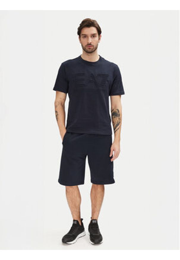 EA7 Emporio Armani T-Shirt 7M000149 AF14772 UB102 Granatowy Regular Fit. Kolor: niebieski. Materiał: bawełna