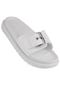 Big-Star - Klapki ze skóry ekologicznej z klamrą białe Big Star JJ274A309. Okazja: na co dzień, na plażę. Kolor: biały. Materiał: skóra ekologiczna. Styl: casual #1