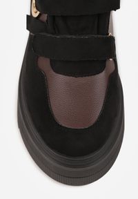 Born2be - Czarno-Brązowe Botki Vices w Stylu Sneakersów na Platformie Afirriva. Okazja: na co dzień. Zapięcie: rzepy. Kolor: czarny. Materiał: jeans. Wzór: aplikacja. Obcas: na platformie. Wysokość obcasa: średni #8