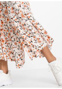 bonprix - Spodnie palazzo z lejącej wiskozy. Kolor: beżowy. Materiał: wiskoza. Wzór: kwiaty #3