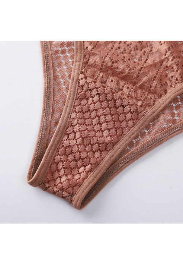 Intica - Figi koronkowe klasyczne eleganckie Sumru. Kolor: biały. Materiał: koronka. Wzór: koronka