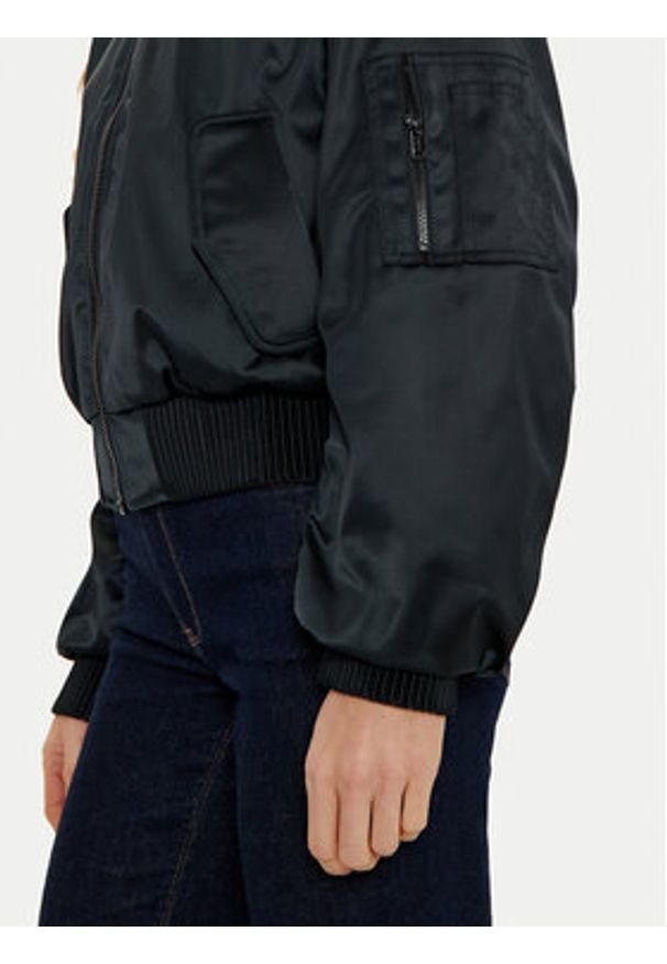 Guess Kurtka bomber Aurore W4BL48 WGKK2 Czarny Regular Fit. Kolor: czarny. Materiał: syntetyk