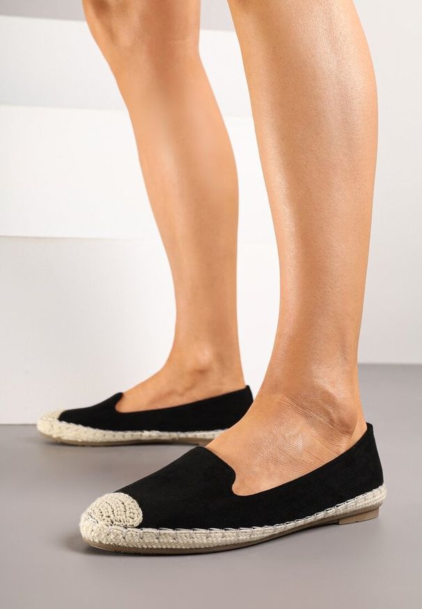 Born2be - Czarne Espadryle Ozdobione Plecionką Tiaziane. Okazja: na co dzień, na imprezę, na spacer. Kolor: czarny. Wzór: aplikacja. Sezon: lato. Styl: klasyczny, elegancki, casual