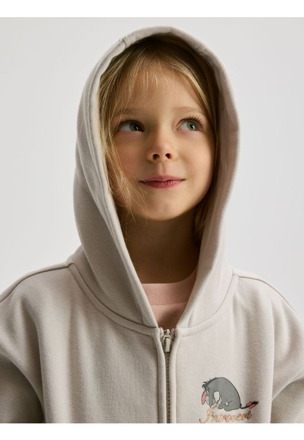 Reserved - Bluza Kubuś i Przyjaciele - jasnoszary. Kolor: szary. Materiał: bawełna