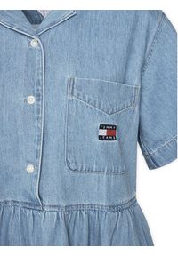 Tommy Jeans Sukienka jeansowa DW0DW20372 Niebieski Relaxed Fit. Kolor: niebieski. Materiał: bawełna