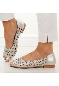 Złote skórzane sandały damskie M.Daszyński Ol28-2. Okazja: na spacer, na co dzień. Kolor: złoty. Materiał: skóra. Sezon: wiosna, lato. Styl: casual, elegancki, klasyczny #1