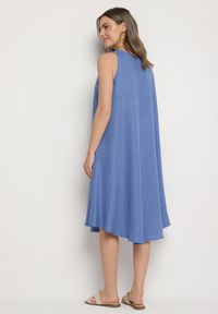 Born2be - Niebieska Rozkloszowana Klasyczna Sukienka Lunetira. Okazja: na co dzień, na spacer. Kolor: niebieski. Materiał: jeans. Typ sukienki: proste. Styl: klasyczny #3