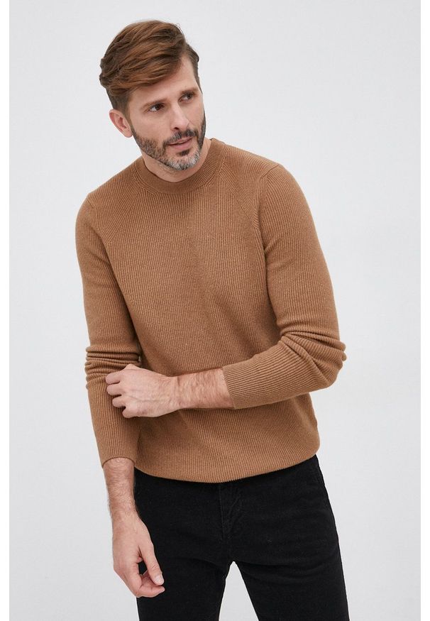Sisley Sweter z domieszką wełny męski kolor beżowy. Okazja: na co dzień. Kolor: beżowy. Materiał: wełna. Długość rękawa: raglanowy rękaw. Styl: casual