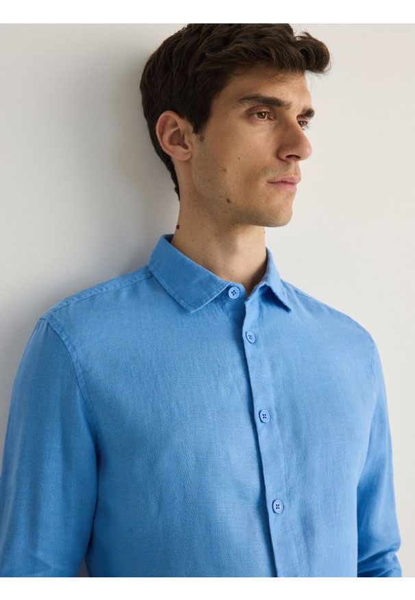 Reserved - Lniana koszula regular fit - niebieski. Kolor: niebieski. Materiał: len