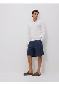 Reserved - Szorty chino regular - granatowy. Kolor: niebieski. Materiał: bawełna #1