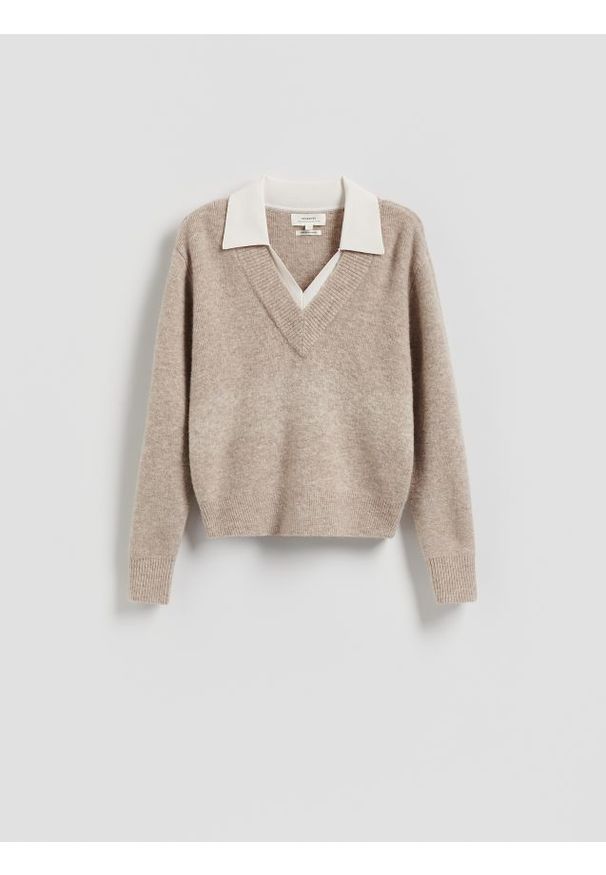 Reserved - Sweter z wełną - beżowy. Kolor: beżowy. Materiał: wełna