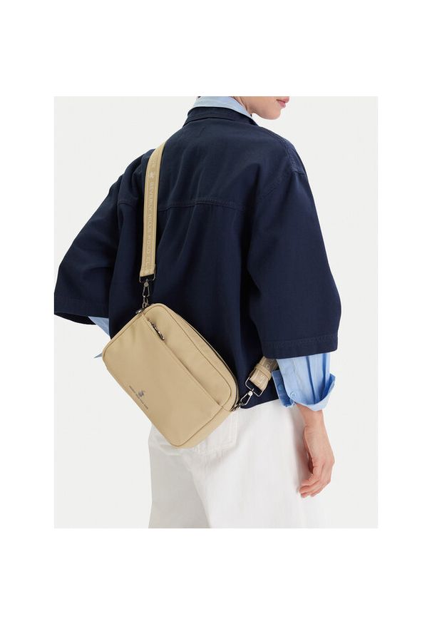 Torebka Beverly Hills Polo Club. Kolor: beżowy