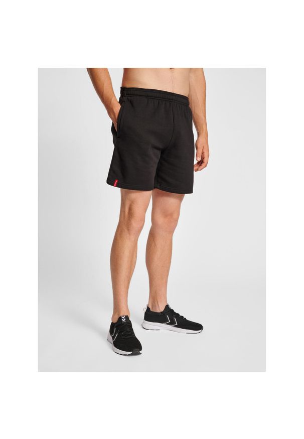 Szorty Hummel Red Basic. Kolor: czarny. Materiał: poliester, bawełna, materiał. Sport: fitness