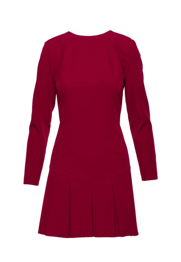 MOE - Elegancka krótka sukienka trapezowa z kontrafałdami bordowa. Kolor: czerwony, brązowy. Długość rękawa: długi rękaw. Typ sukienki: trapezowe. Styl: elegancki. Długość: mini