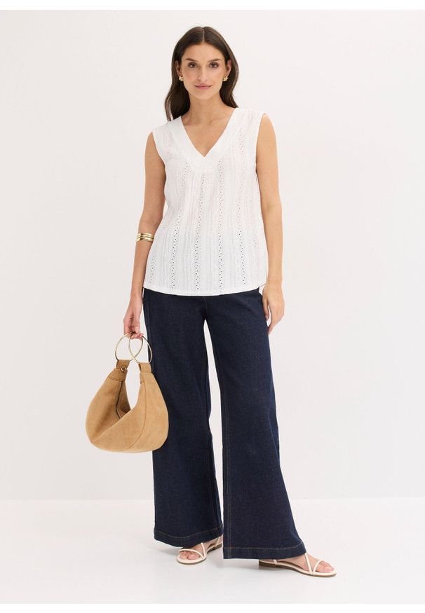 bonprix - Top z ażurowym haftem. Kolor: biały. Wzór: haft, ażurowy