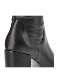 CheBello - Czarne Skórzane Kozaki Chebello Eleganckie Obuwie Damskie. Kolor: czarny. Materiał: skóra. Szerokość cholewki: normalna. Wzór: gładki, aplikacja. Obcas: na obcasie. Styl: elegancki. Wysokość obcasa: średni #4
