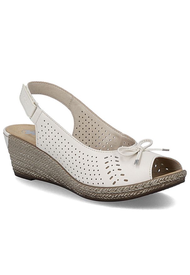 Skórzane sandały damskie na koturnie z kokardką Rieker 624H1-60. Materiał: skóra. Obcas: na koturnie