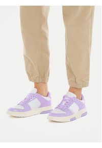 Tommy Jeans Sneakersy The Brooklyn Patent EN0EN02528 Fioletowy. Kolor: fioletowy