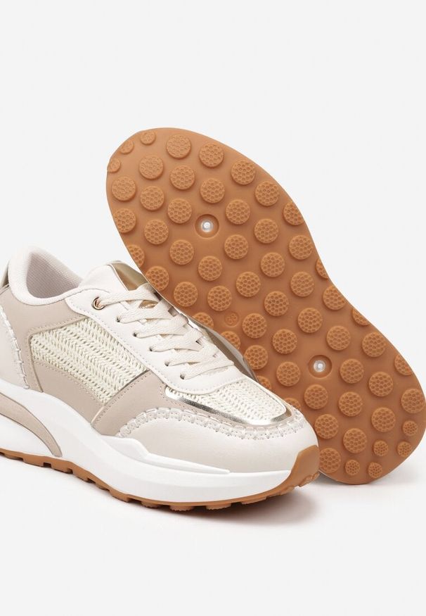 Renee - Beżowe Sneakersy na Platformie ze Wstawkami z Plecionki Ninatia. Okazja: na co dzień. Kolor: beżowy. Materiał: jeans. Obcas: na platformie. Wysokość obcasa: średni