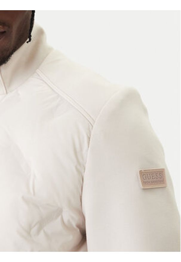 Guess Kurtka przejściowa M6RL10 WJ232 Écru Regular Fit. Materiał: syntetyk