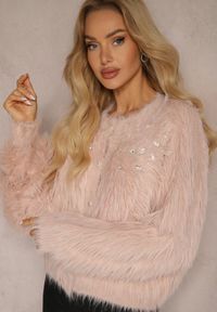 Renee - Różowy Kardigan z Kryształkami i Cienkimi Frędzlami z Dzianiny Laoniah. Okazja: na co dzień. Kolor: różowy. Materiał: dzianina. Styl: casual #5
