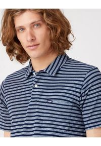 Wrangler - WRANGLER POLO SHIRT MĘSKA KOSZULKA W PASKI MID INDIGO W7BJDOX8E. Typ kołnierza: polo. Wzór: paski #5