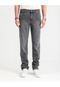 Wrangler - WRANGLER TEXAS MĘSKIE SPODNIE JEANSOWE DUSTY GRANITE W121P416N 112126173. Okazja: na spotkanie biznesowe. Styl: biznesowy, elegancki